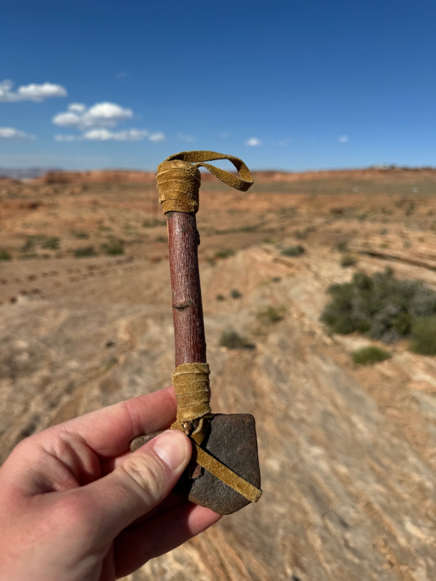 Tomahawk Navajo provenant de Cameron en Arizona (17 cm)
