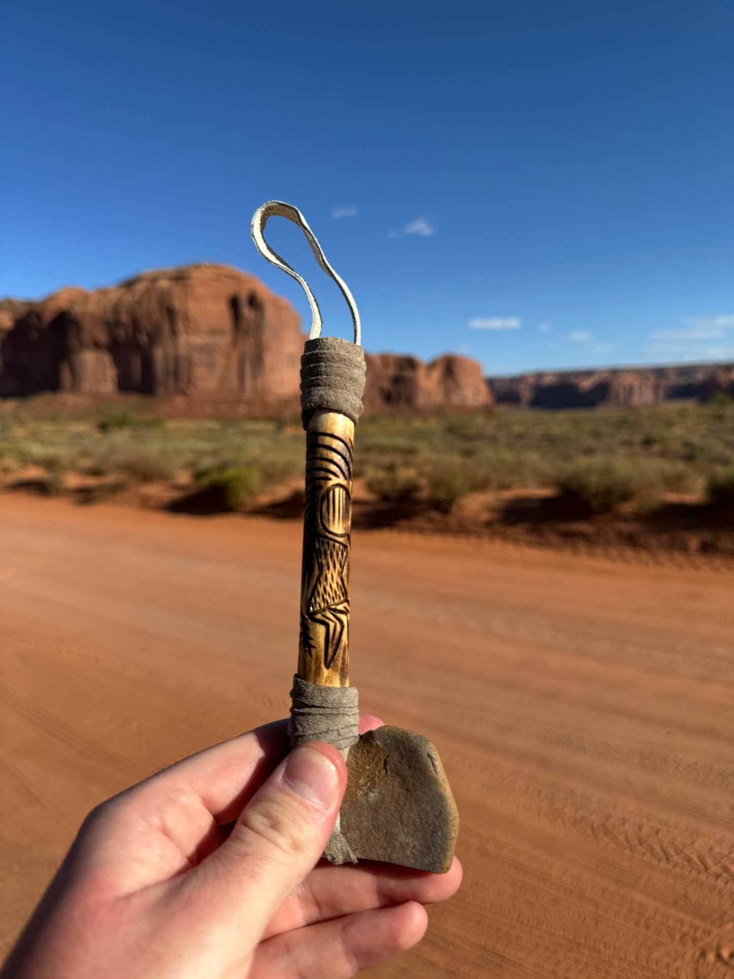 Tomahawk Navajo provenant de Cameron en Arizona (16 cm)
