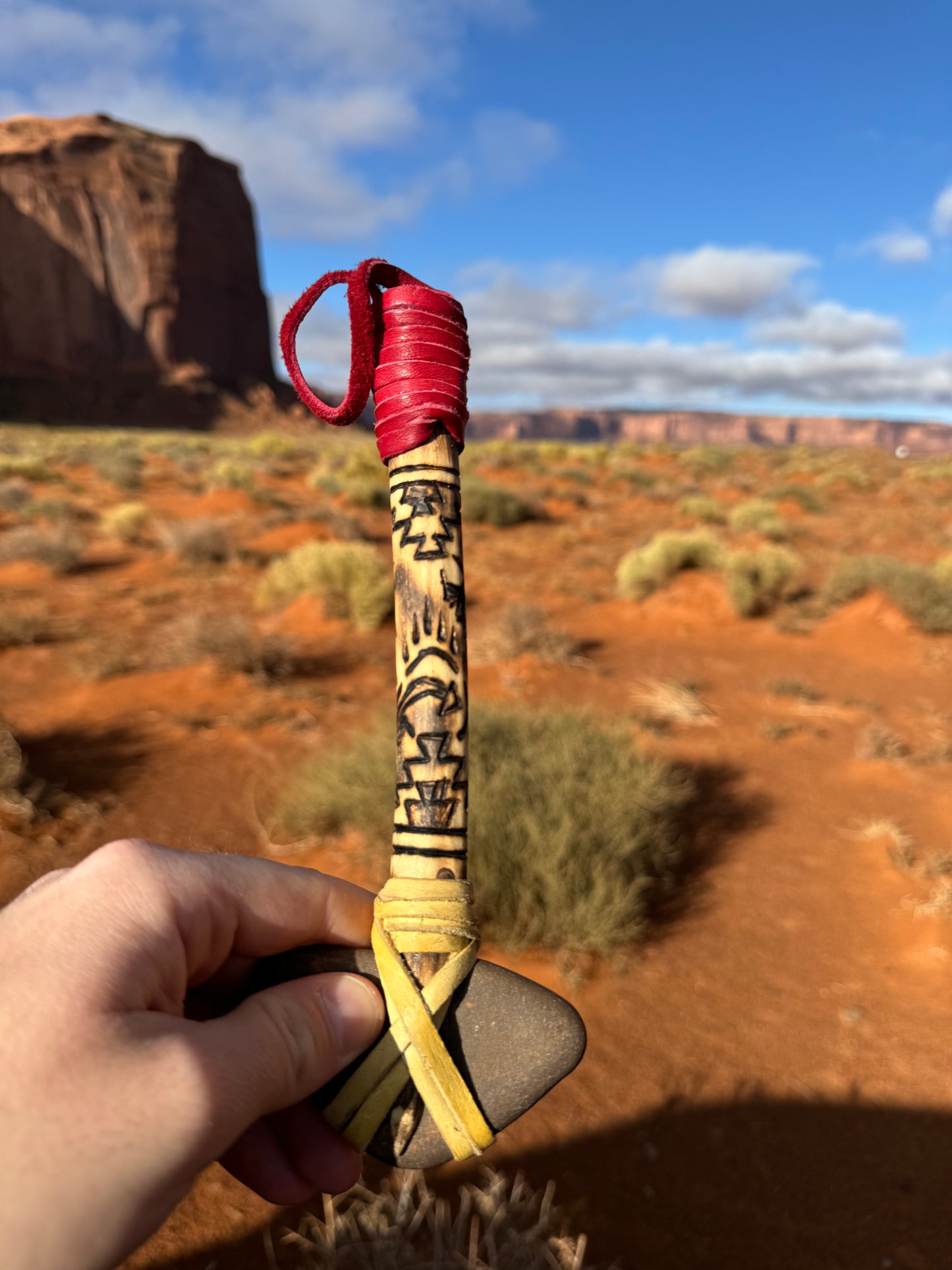 Tomahawk Navajo authentique provenant de Cameron en Arizona