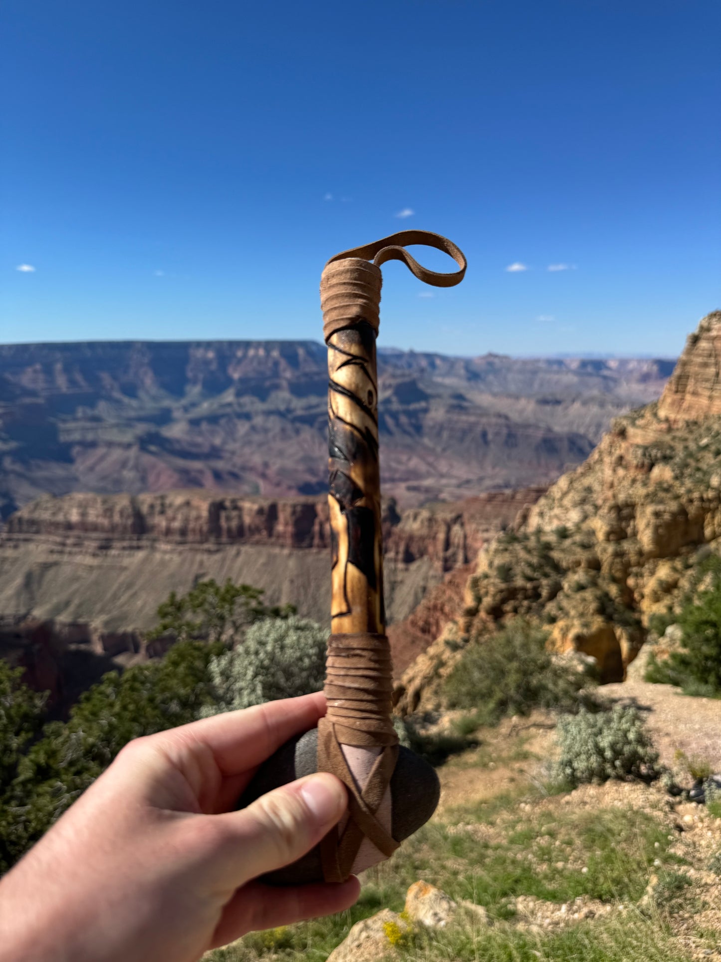 Tomahawk Navajo provenant de Cameron en Arizona (26 cm)