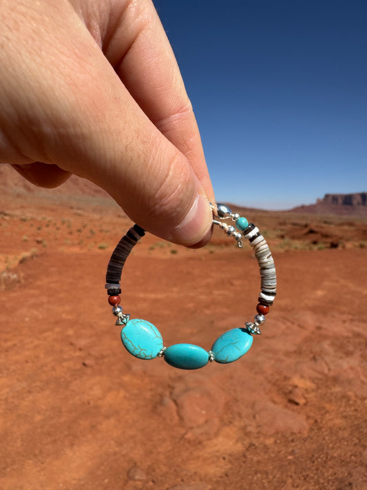 Bracelet Navajo provenant de Monument Valley (taille ajustable)