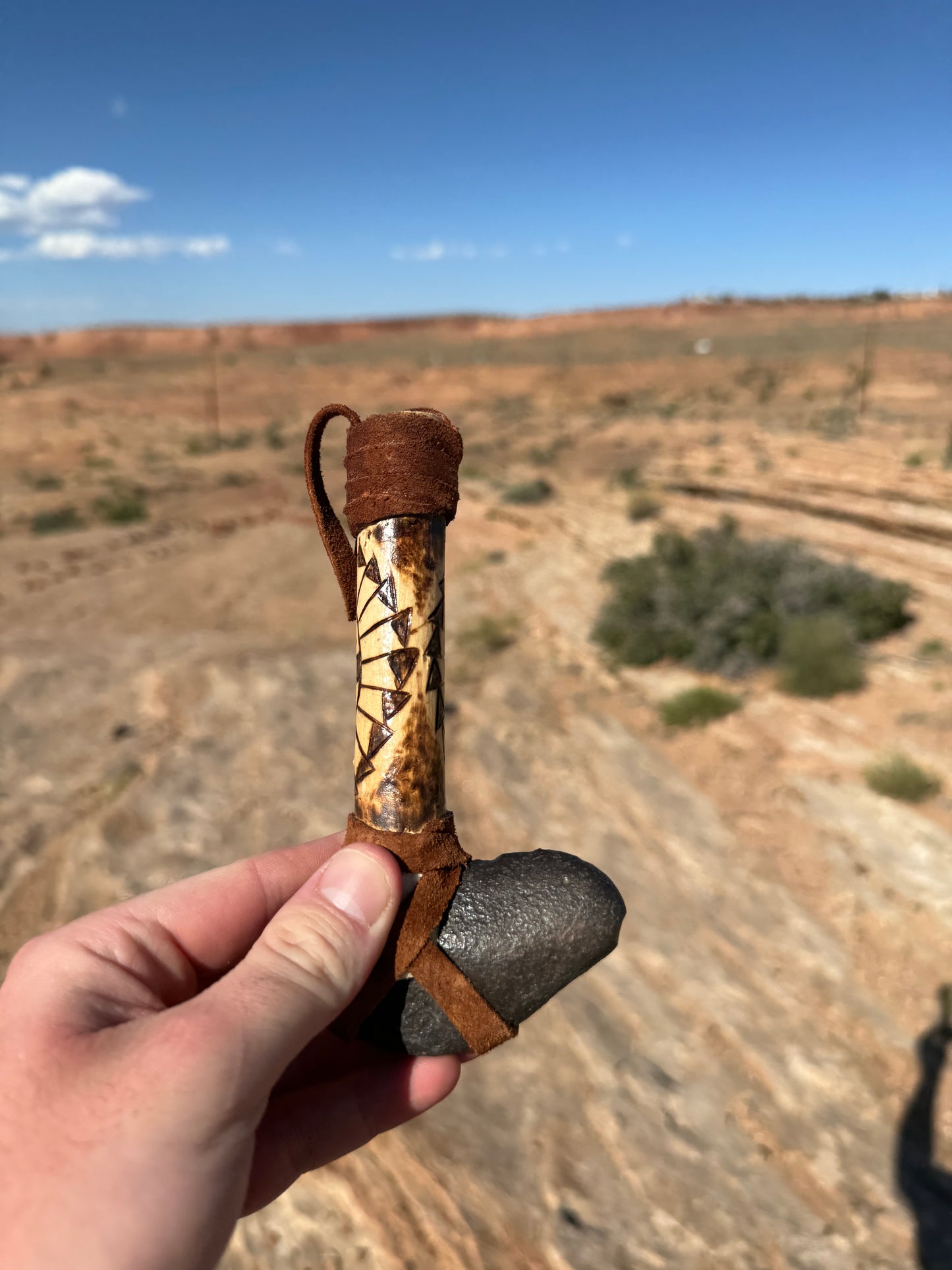 Tomahawk Navajo provenant de Cameron en Arizona (15 cm)