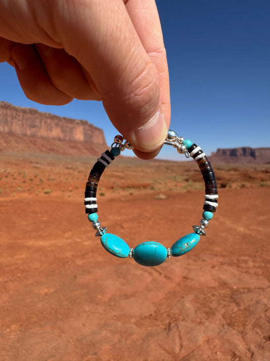 Bracelet Navajo provenant de Monument Valley (taille ajustable)