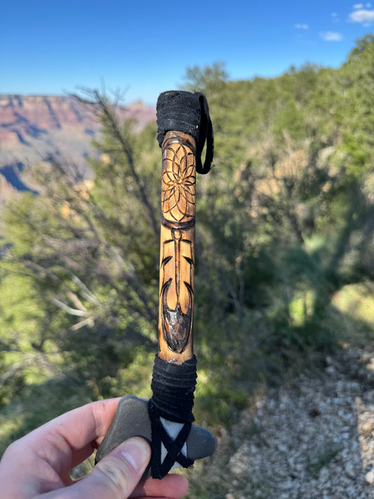 Tomahawk Navajo provenant de Cameron en Arizona (24 cm)